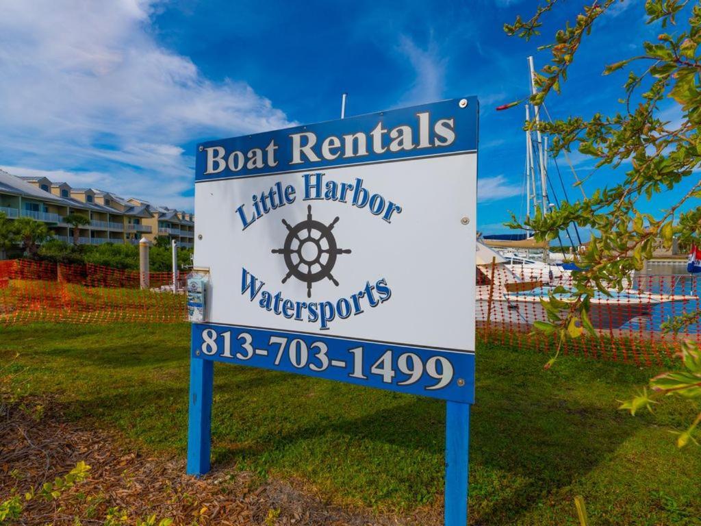 Beautiful New Luxury Townhome With Private Beach And Swimming Pools Ruskin Exterior photo