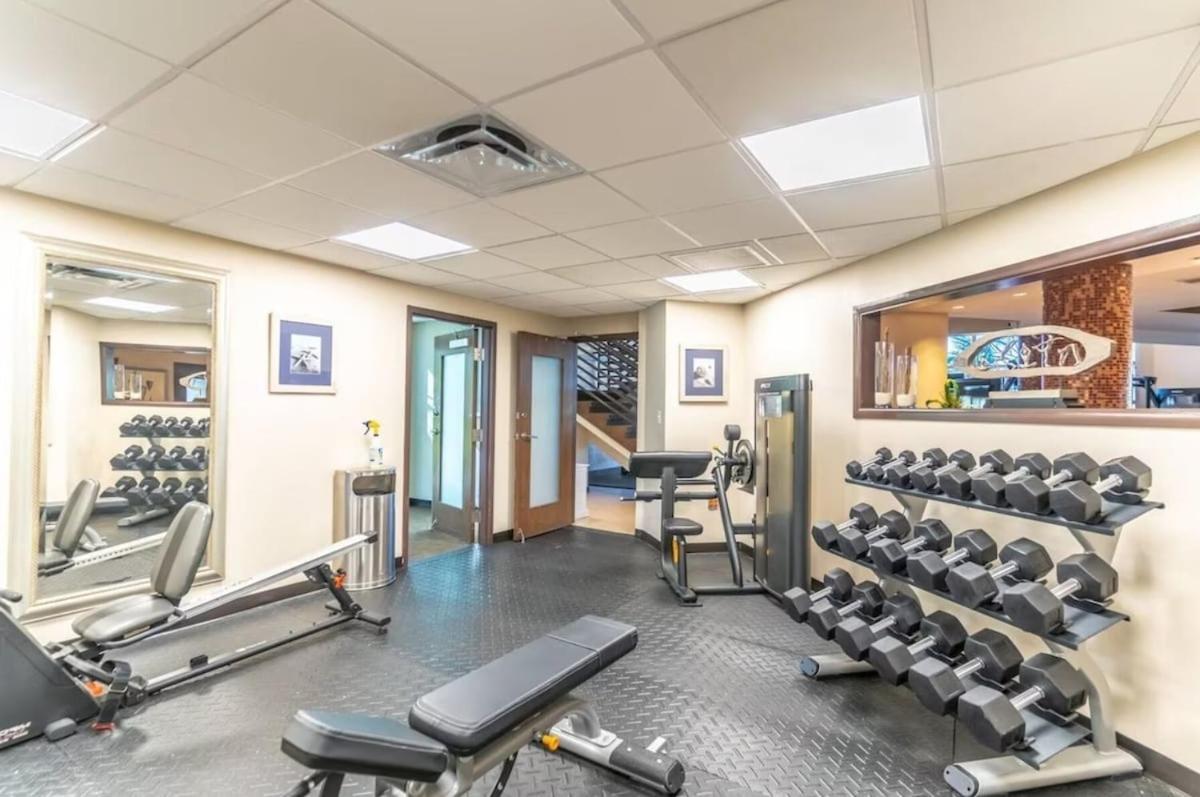 Beautiful New Luxury Townhome With Private Beach And Swimming Pools Ruskin Exterior photo